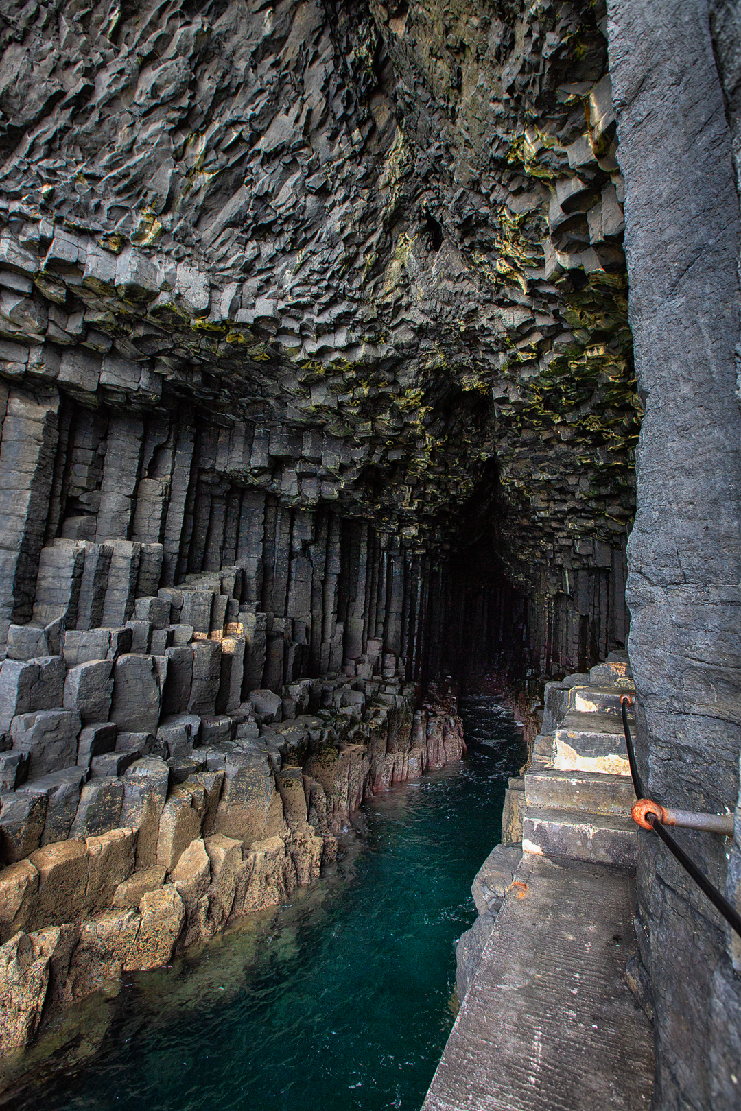 Staffa_Schottland_Bootfahrt_Hund_Wohnmobil_Erfahrungen