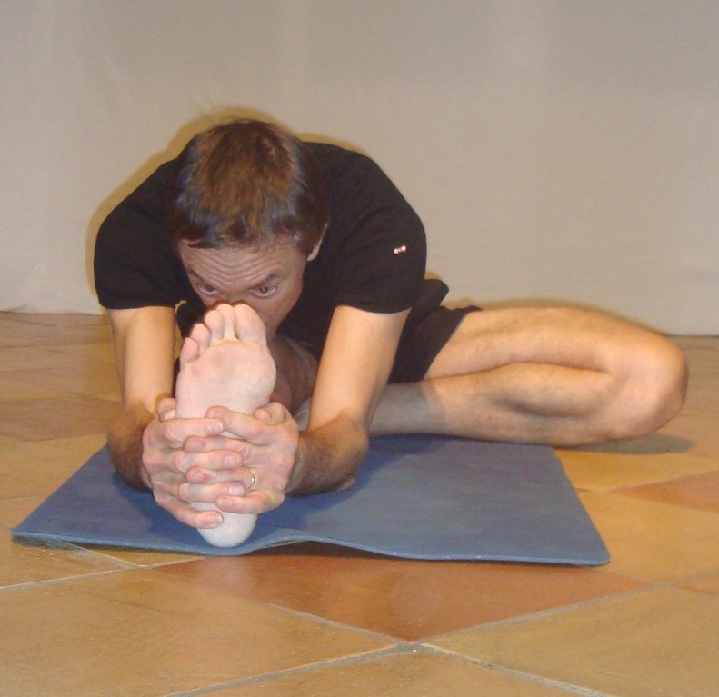 Posture Janu Shirsasana