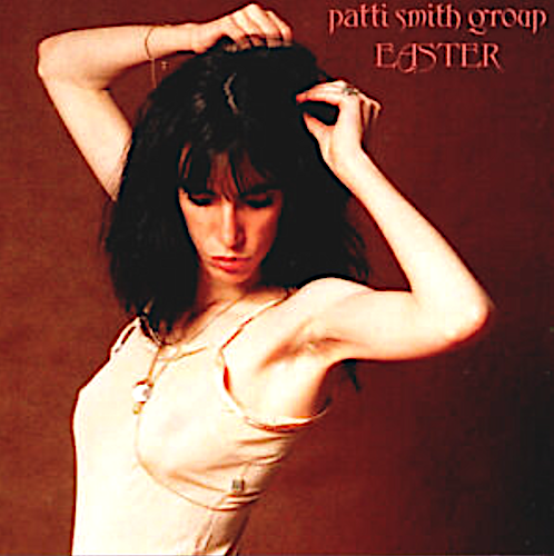 Patti Smith rockt D&xFC;sseldorf ... kein anderer Veranstalter traut sich ... Blitz-Musik macht die Halle voll ... yesss!