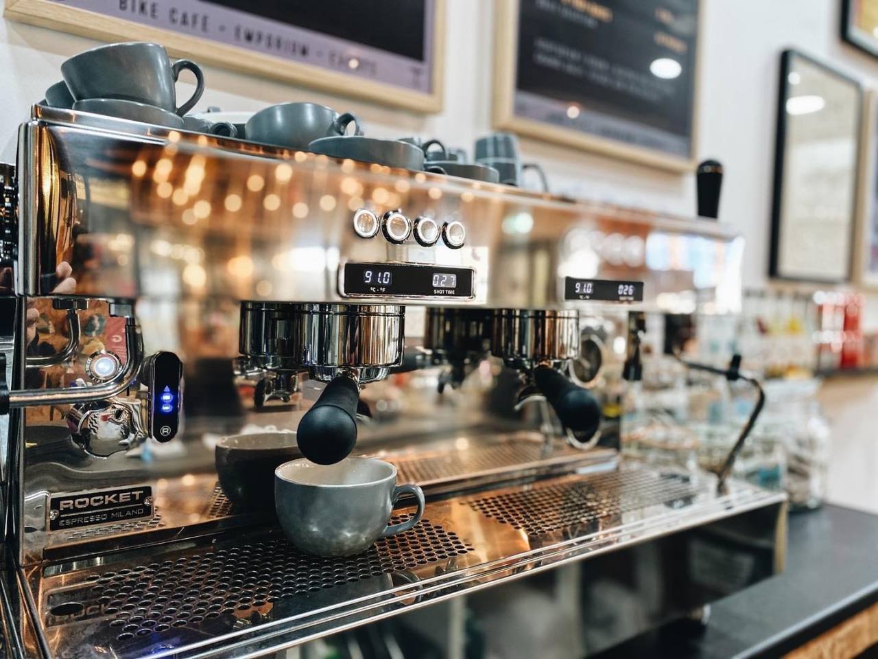 ROCKET ESPRESSO Spécialiste suisse cafés en grains, machines à