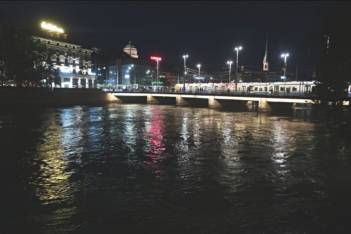 31. August 2023 - The city by night eyes wide awake. It never sleeps make no mistake. (Elvis Presley)