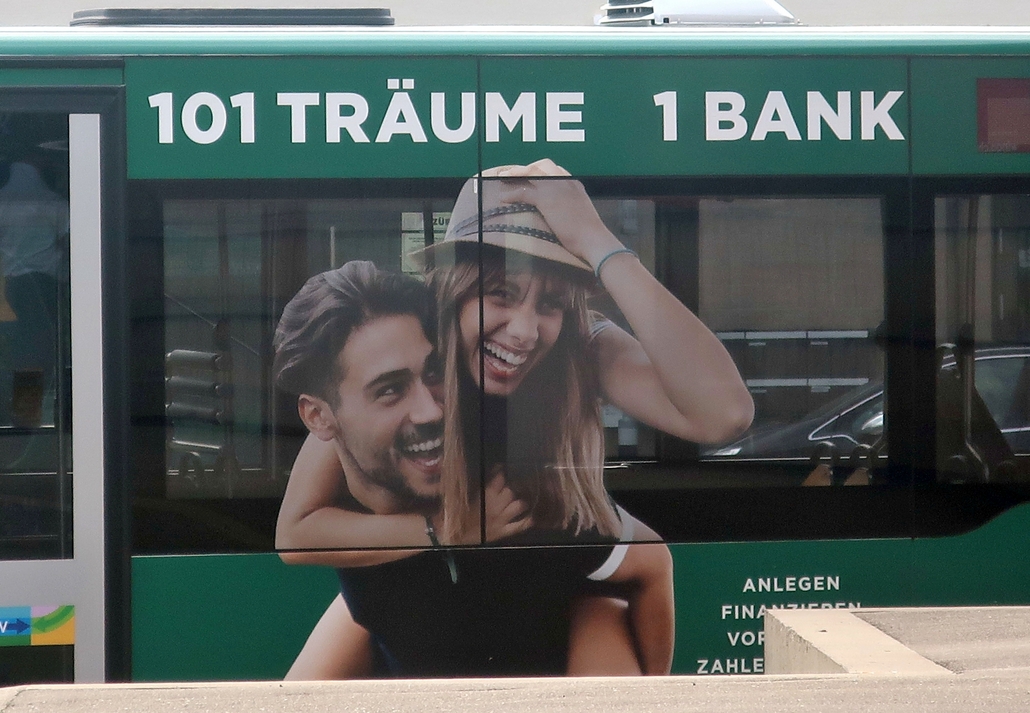 20. August 2024 - Missglückte Werbung. Ein Trum zuviel - der Alptraum Bank