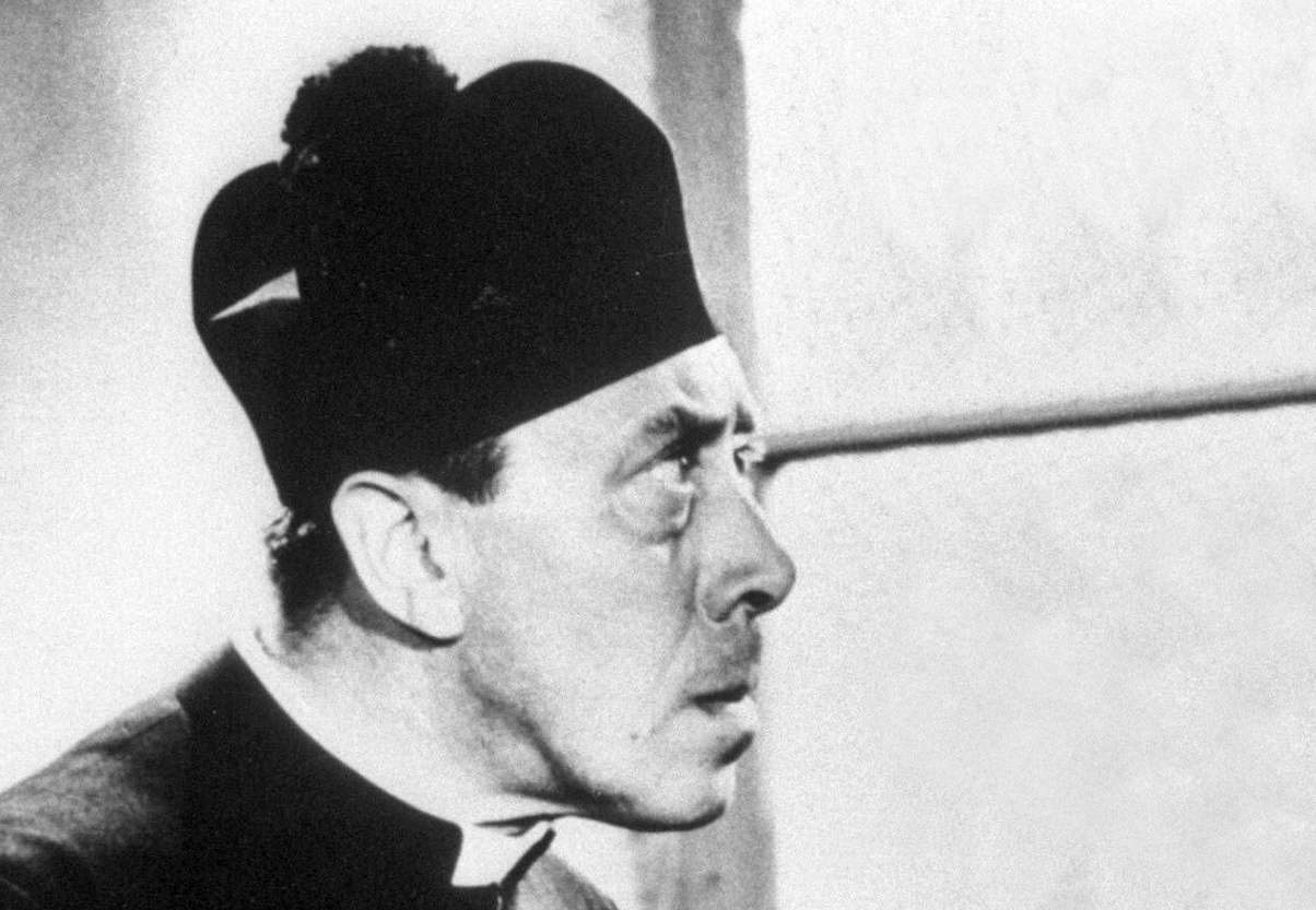 19. September 2015 - Der legendäre Film-Don Camillo (Fernandel) mit seinem "Pfaffenhut"