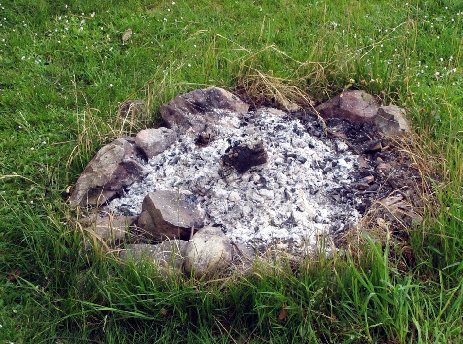 22. Mai 2015 - "Sein Name lebte in jedem Zelt, in jeder Blockhütte, an jedem Lagerfeuer. Gerecht, treu und klug, tapfer bis zur Verwegenheit. Winnetou, der Häuptling der Apatschen." (Karl May: Winnetou I)