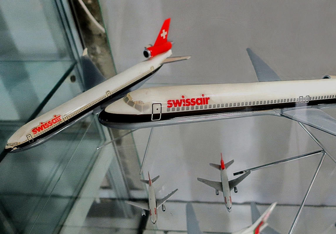 16. November 2019 - Swissair noch immer unterwegs - im Spielmuseum in Pézenas (Frankreich)