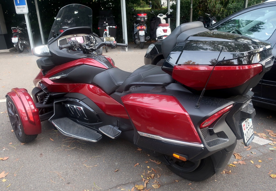 03. November 2023 - Ich bin der Can-am/Spyder RS. Aus der Werbung: "Das Abenteuer beginnt hier"