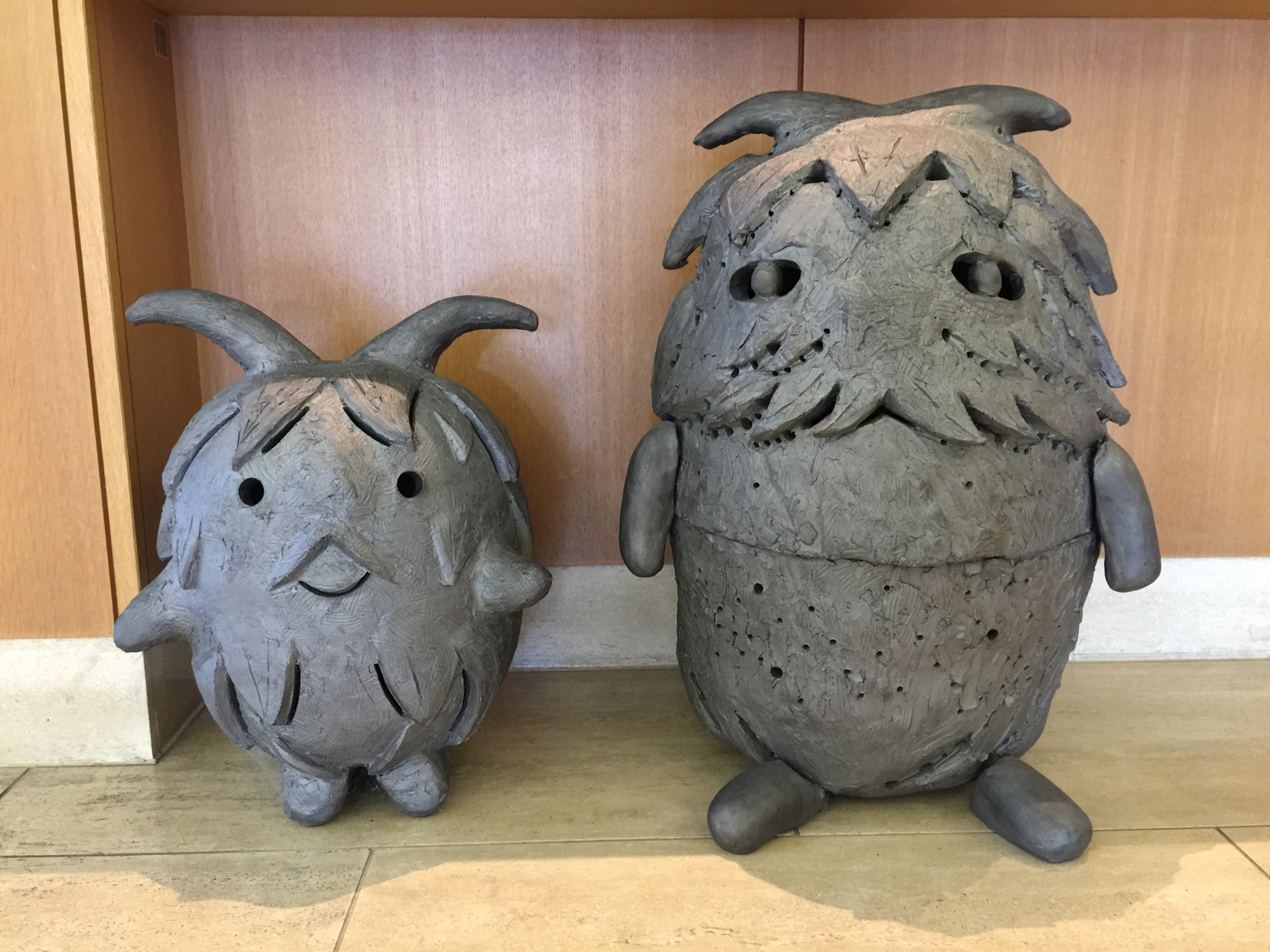 高浜市やきものの里 かわら美術館」で瓦になったモリゾーとキッコロに