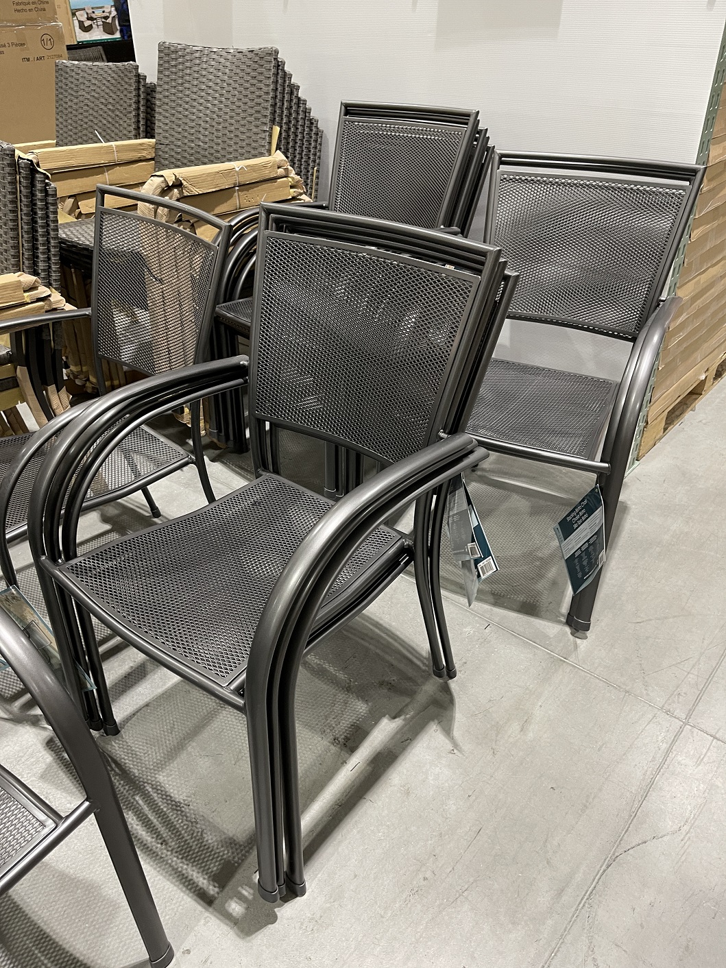【コストコ　庭用イス】2種類売っているけどどちらがいいのか！？　2022-6-4