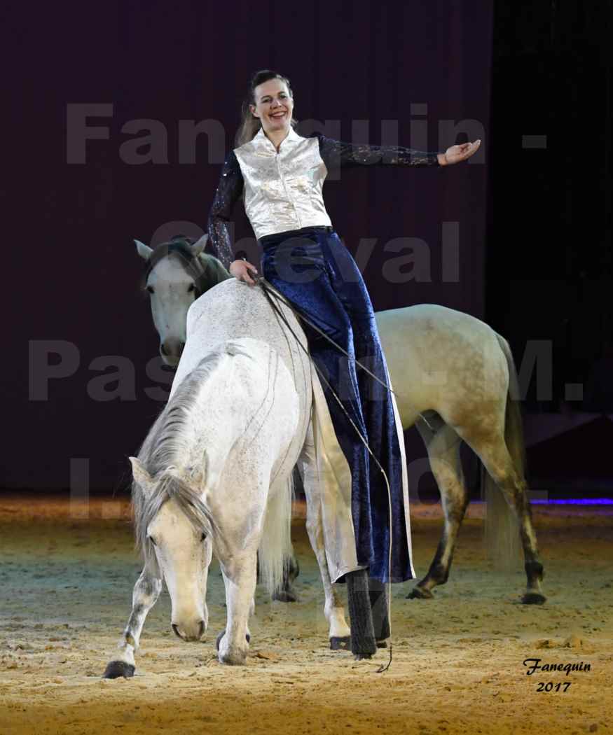 Cheval Passion 2017 - M. I. S. E. C. - Lucie VAUTHIER & 3 chevaux en liberté - 17