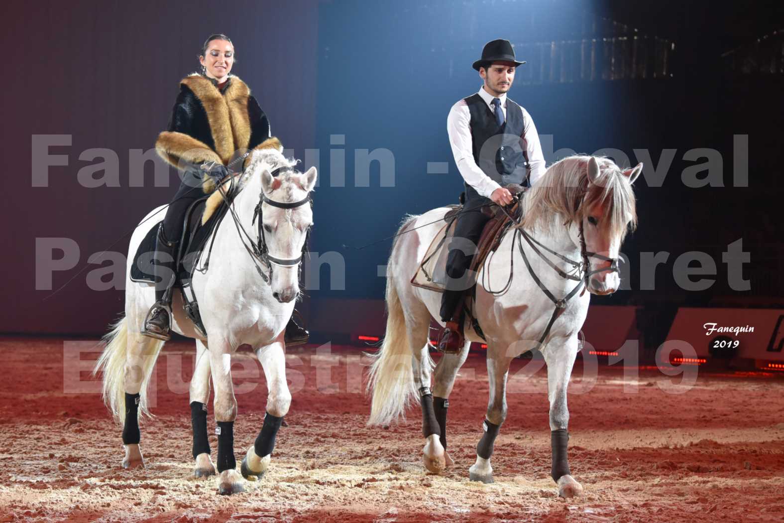 Cheval Passion 2019 - Cabaret Équestre - Elia DOMINGUEZ & Grégoire SIMON - 01