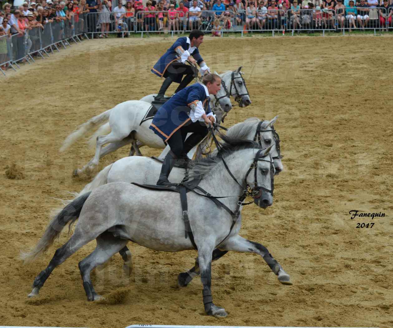 numéro de Poste HONGROISE avec 8 chevaux - Compagnie IMPULSION - Salon Pêche Chasse Nature à Saint Gély du Fesc juin 2017 - 16