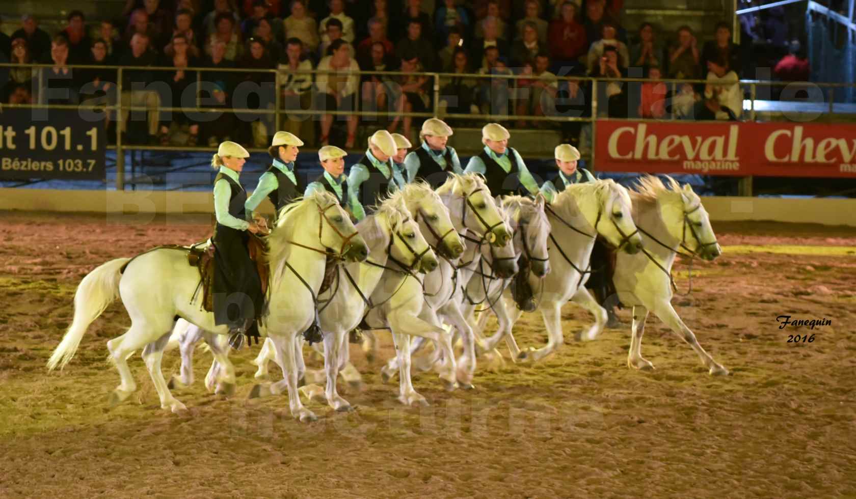 Féria de BEZIERS 2016 - Spectacle en nocturne - Carrousel de CAMARGUAISES - Lundi 15 Août 2016 - 05