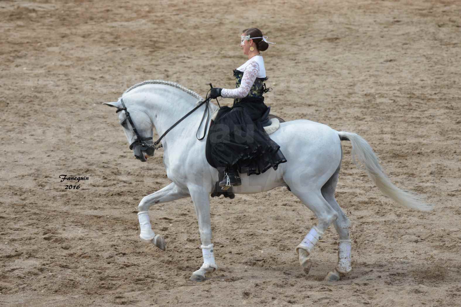 Spectacle équestre le 4 Septembre 2016 au Domaine de GAILLAC - Cavalières HASTALUEGO en reprise - 2