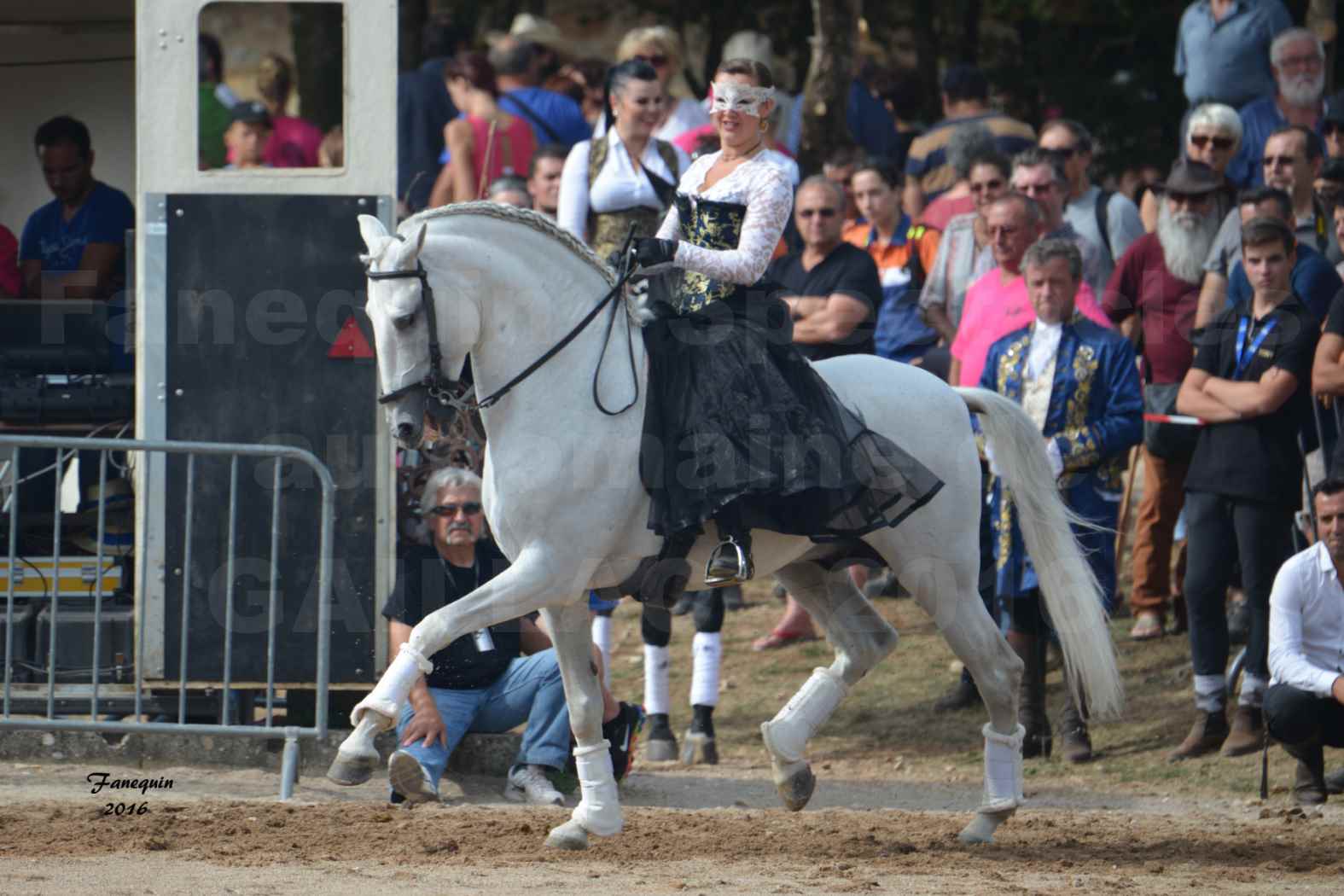 Spectacle équestre le 3 Septembre 2016 au Domaine de GAILLAC - Cavalières HASTALUEGO en reprise - 2