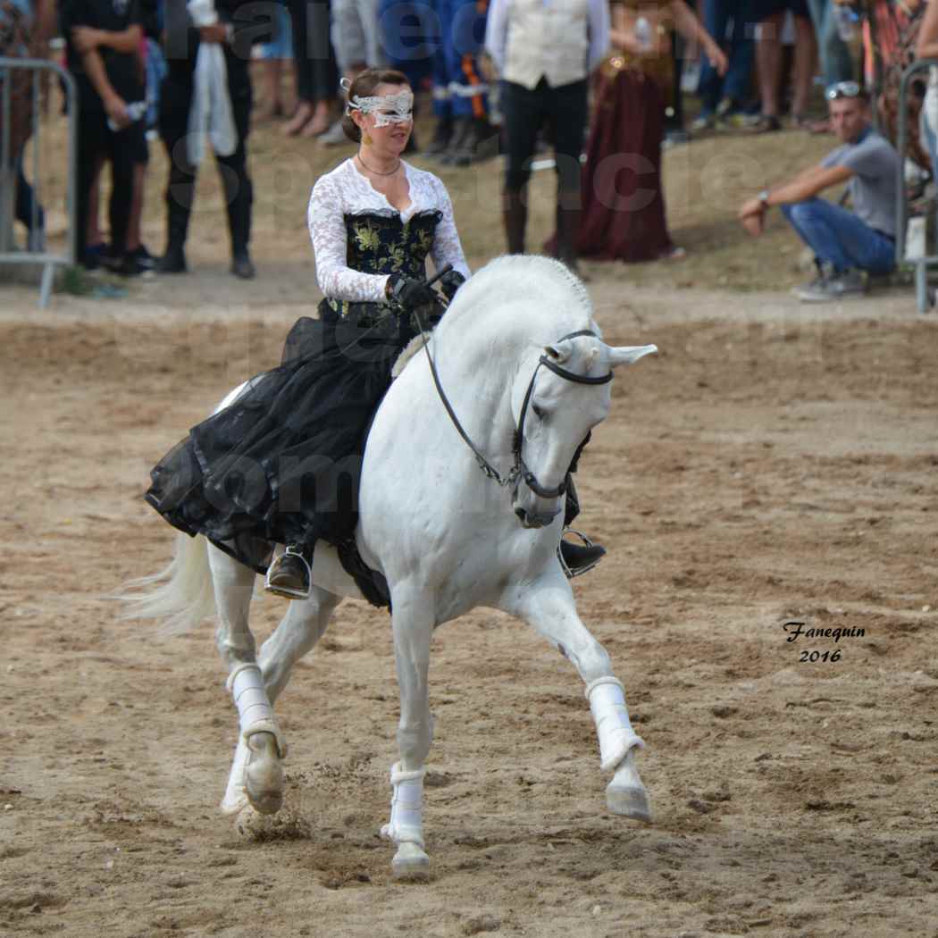 Spectacle équestre le 4 Septembre 2016 au Domaine de GAILLAC - Cavalières HASTALUEGO en reprise - 3