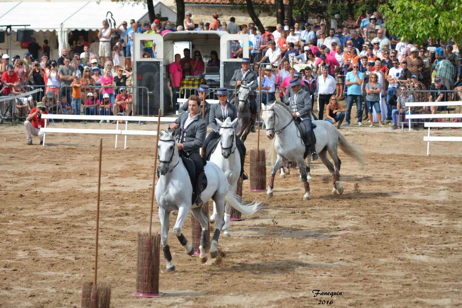 Spectacle équestre le 4 Septembre 2016 au Domaine de GAILLAC - Démonstration de CARROUSEL de chevaux LUSITANIENS - 17