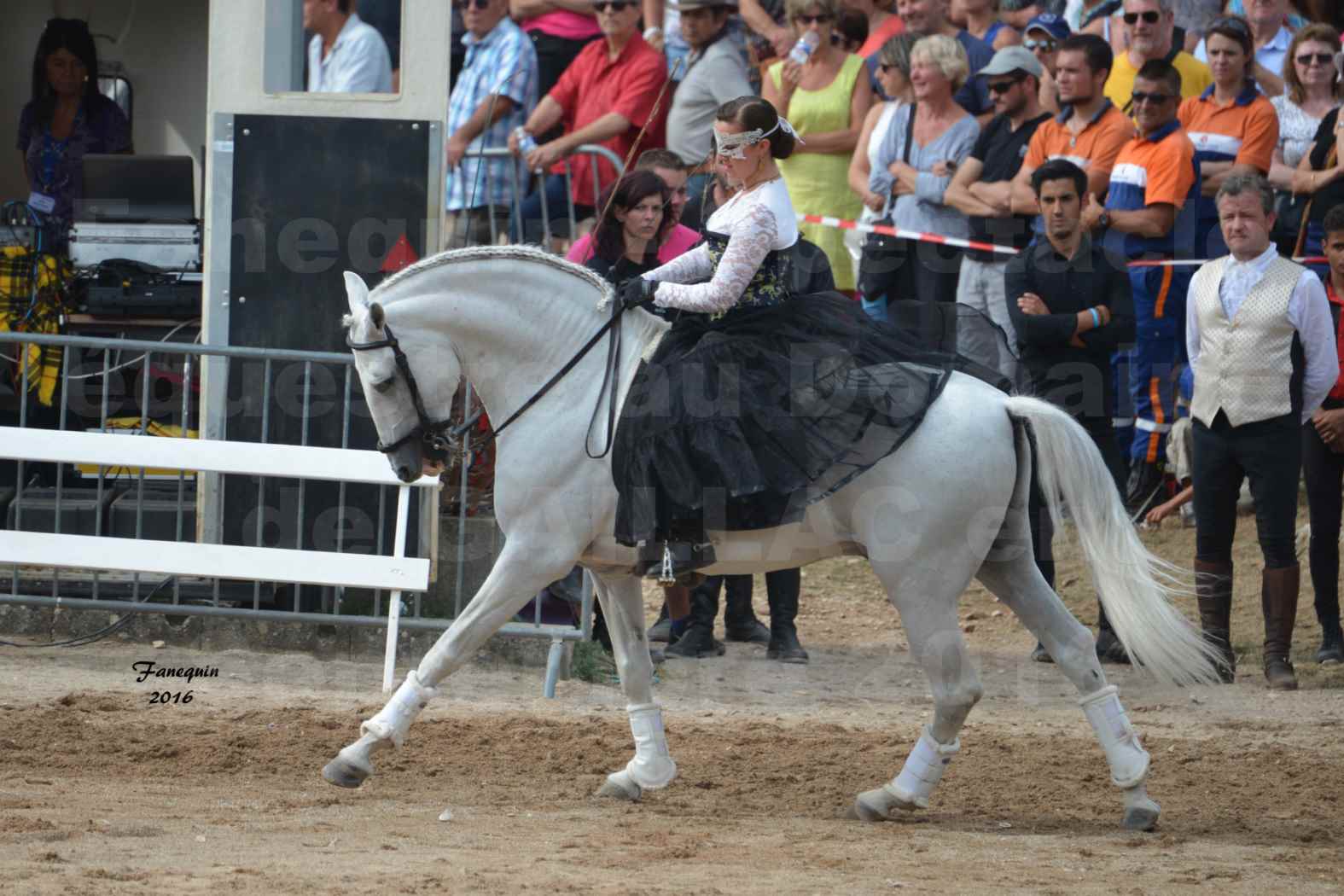 Spectacle équestre le 4 Septembre 2016 au Domaine de GAILLAC - Cavalières HASTALUEGO en reprise - 6