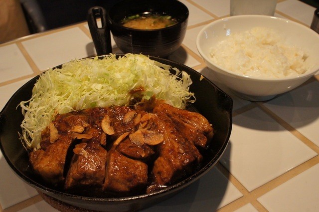 東京トンテキ ランチ  700円