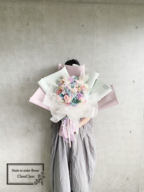 結婚式でのサプライズ　プリザーブドフラワーの花束（ジェラトーニ ＆ステラルー　イメージカラー）　　order no 220705