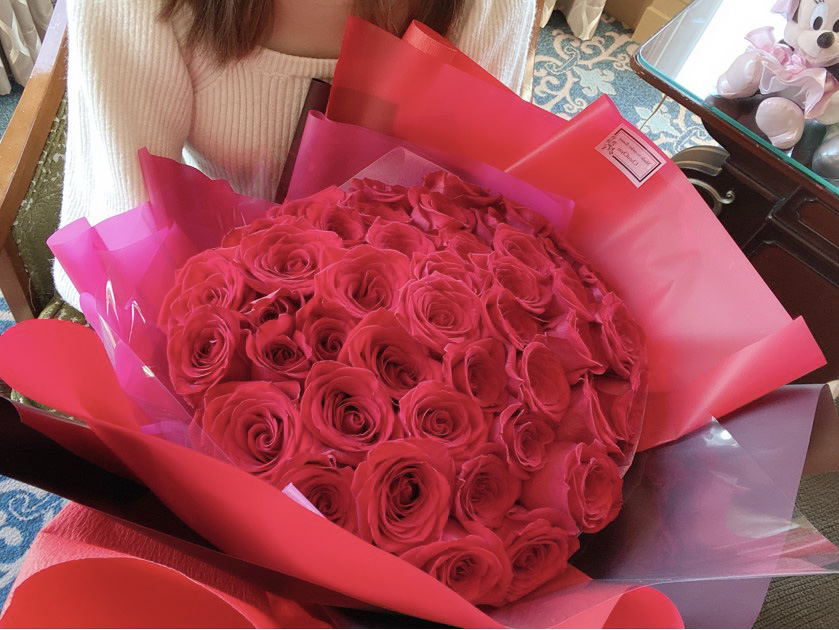 プロポーズ　44本の赤薔薇の花束　order no 221102