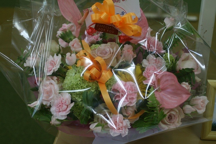 高校時代の友人からお花が届きました♪
