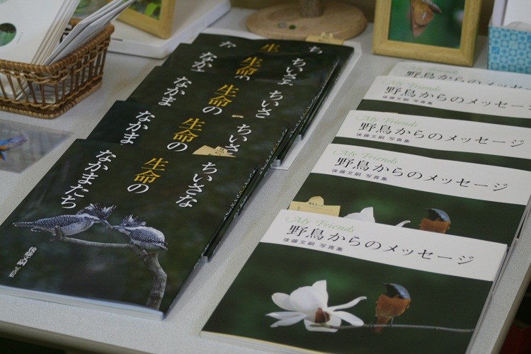 後藤さんの写真集。一冊買ってみたらよかったから、と、お友達に差し上げる分を買いに戻ってきて下さった方も！