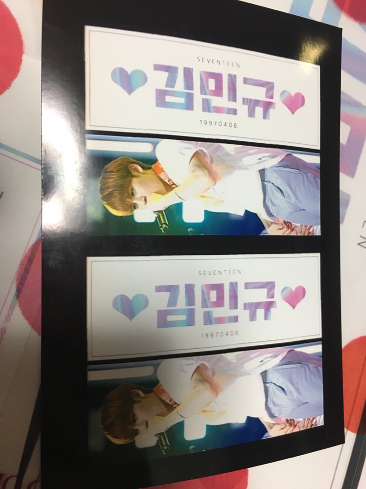 SEVENTEEN 紙スローガン配布 - saya26 ページ！