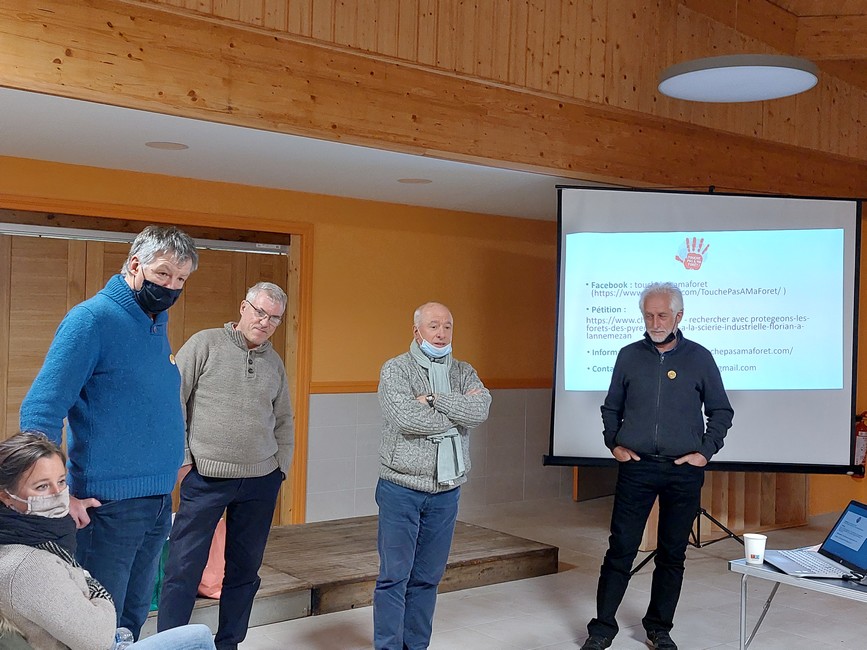 Les bénévoles ont fait du KM pour venir informer les Palois !