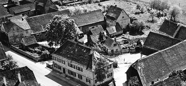 Gutshof und Sitz des Rittergutes Diespeck mit altem und neuem Schloss