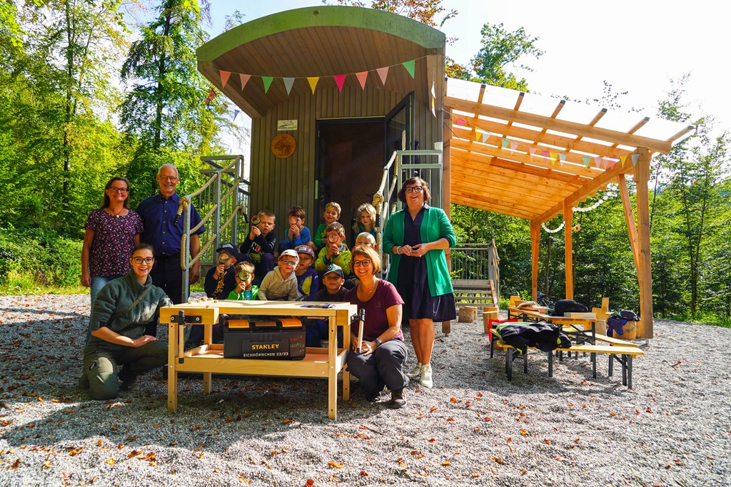 Gruppenbild mit Bürgermeisterin Martina Fehrlen (rechts)