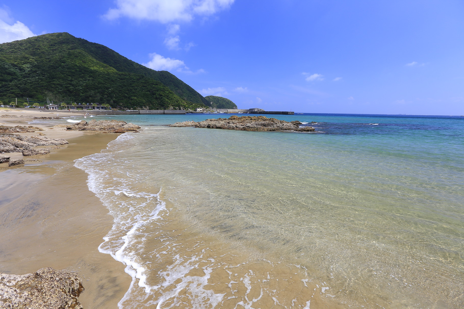 透き通る海水がとても綺麗（佐多岬）