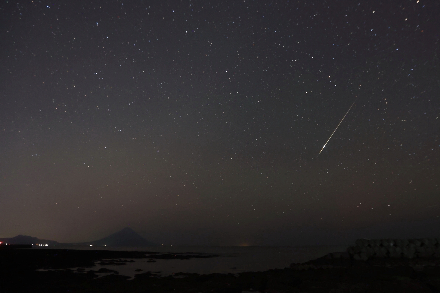 しぶんぎ座流星群を狙って火球を捉えた(1月3日 南九州市)