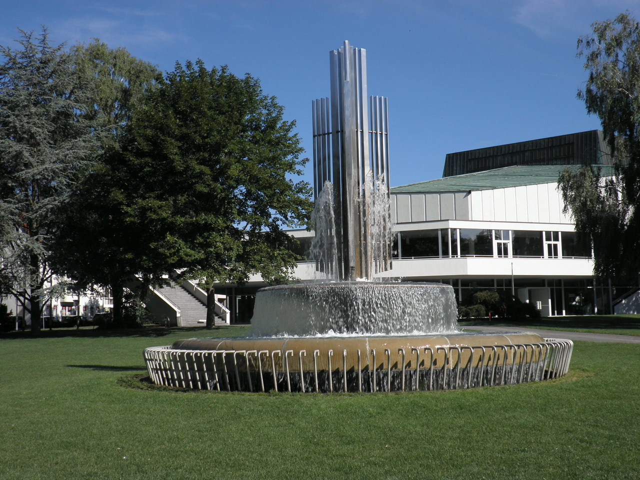 Im Theaterpark (Chateaudun-Park)