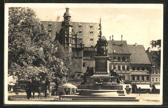 Rathaus mit Rückertdenkmal 1939