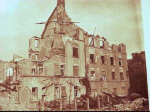 1943 nach Bombenangriff