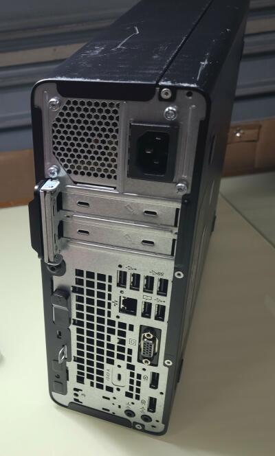 HP ProDesk 600 G4 SFF 背面写真