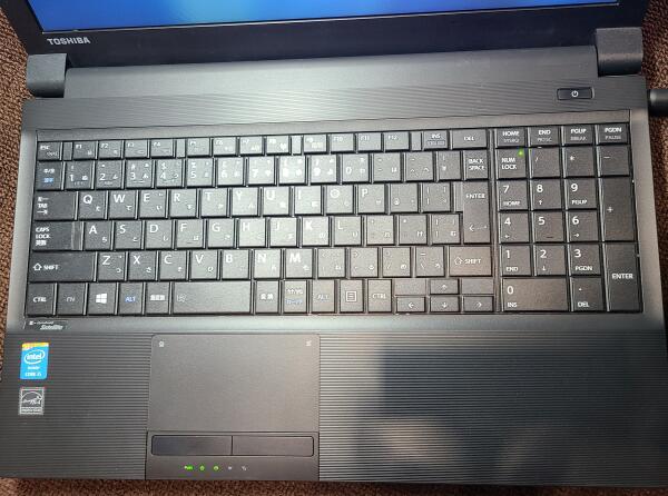 東芝 dynabook Satellite B554/K キーボード写真
