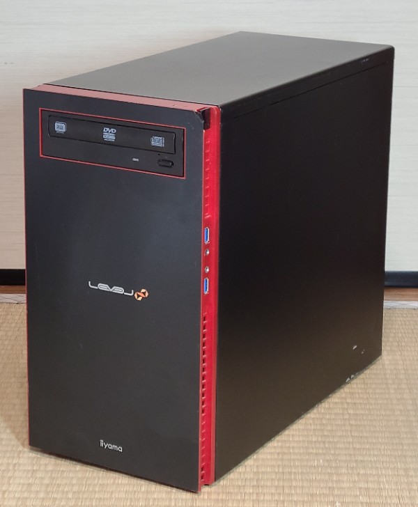 iiyama LEVEL∞ (Core i7-8700 / GTX 1070)のパソコン外観写真