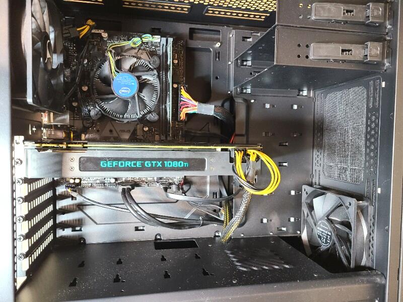 買取したPCの分解内部画像