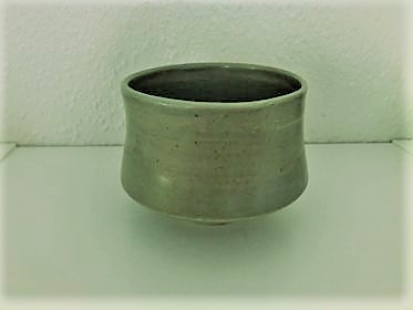 青磁釉(Charles Hair 調合)還元焼成 1280℃