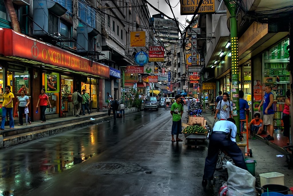 The Streets of Manila (asisbiz.com)