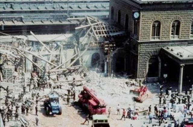 Fascisternes bombeattentat på Bolognas banegård den 2.august 1980