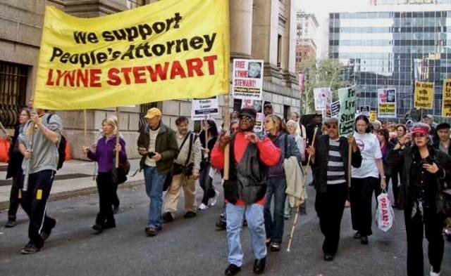 Solidaritetsdemonstration for Lynne Stewart i New York