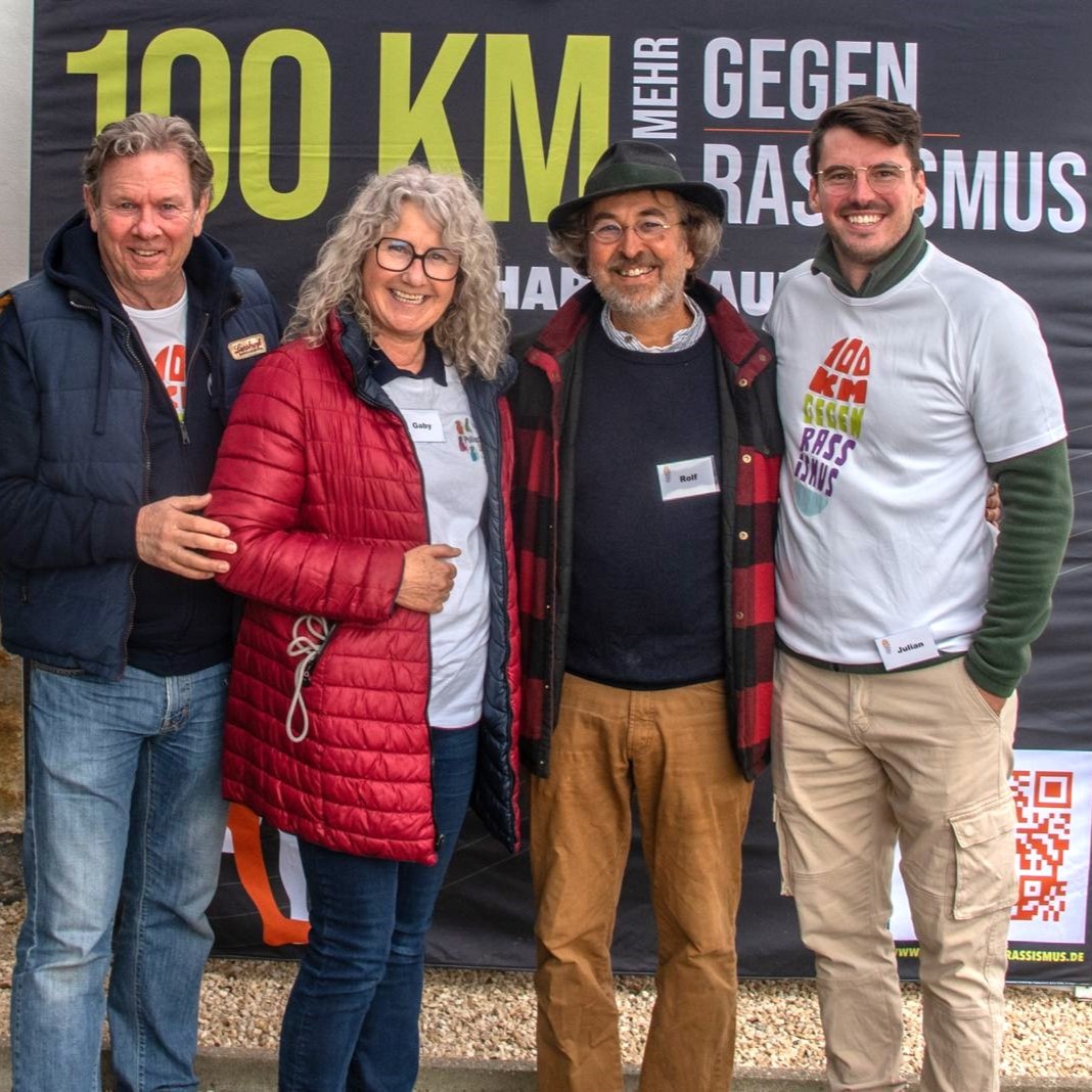 Gigantischer Zieleinlauf: 278.400 erreichte Kilometer zum Charitylauf "100 km gegen Rassismus"