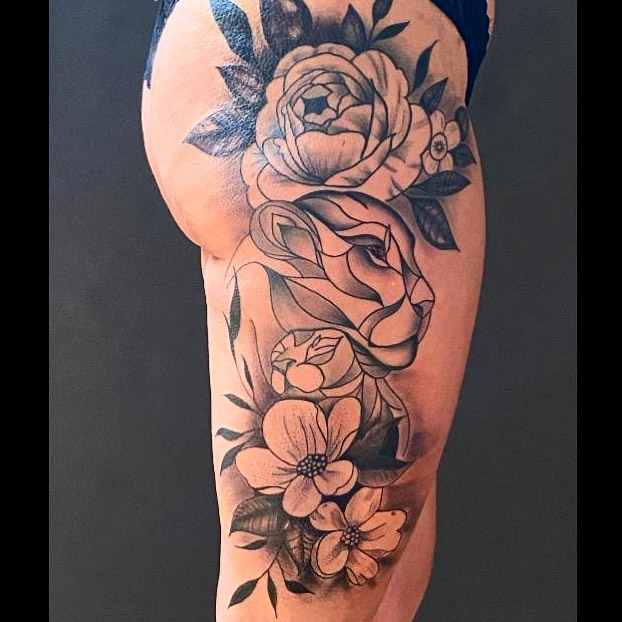 Kontra K Eroffnet Einen Tattoostudio Kontra Loyal K Fanprojekte