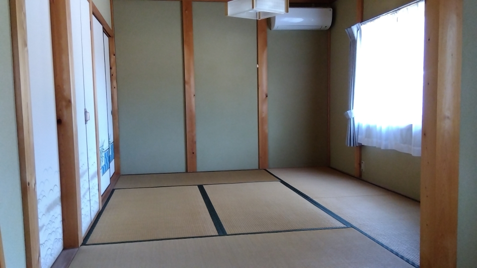 寝室『青玉』（北向き６畳）