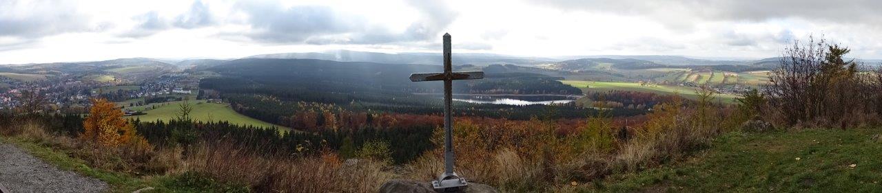 Aussicht vom Bärenstein Richtung Fichtelberg