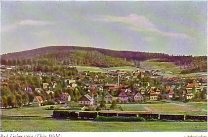 Dampflok von Bahnhof Liebenstein kommend in Richtung Steinbach, die Aufnahme stammt aus den 1950er Jahren, da war noch kein Spatenstich für die AWG gefallen