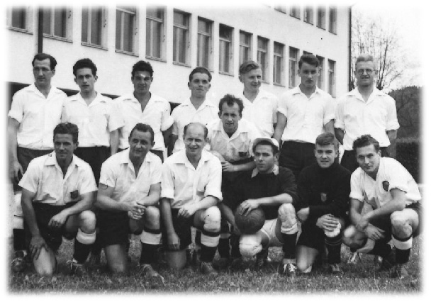 Mannschaftsfoto von 1951: u. Reihe 2. v.l. Sergio Minelli (ehemaliger Nationalmannschaftsspieler)