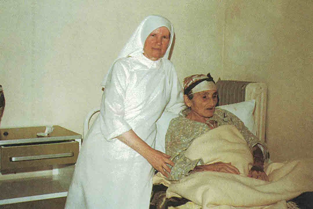 Eucharistinerin im Krankenhaus © Eucharistinerinnen